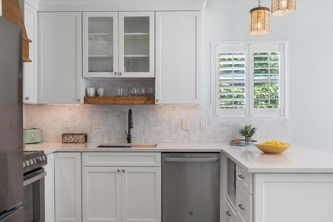 Photo - 634 Louisa St