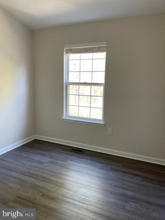 Photo - 216 Pinecove Ave