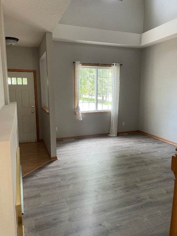 Photo - 8903 Olive Ln N