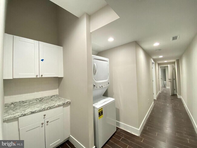 Photo - 1716 N Bouvier St