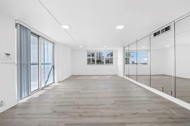 Photo - 3301 NE 5th Ave Unit 1010