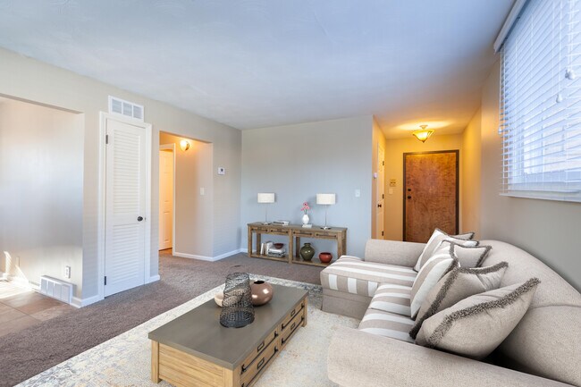 Gifford Court Apartments