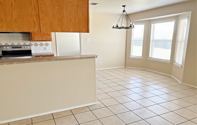 Photo - 4203 Lonesome Dove Dr