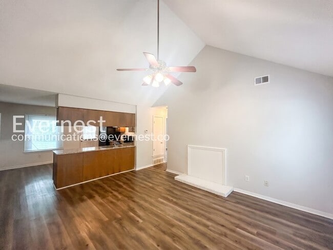 Photo - 5859 Shannon Dr