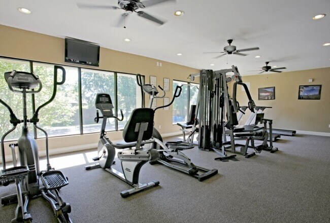 Photo - bg0724 Unit BG0724