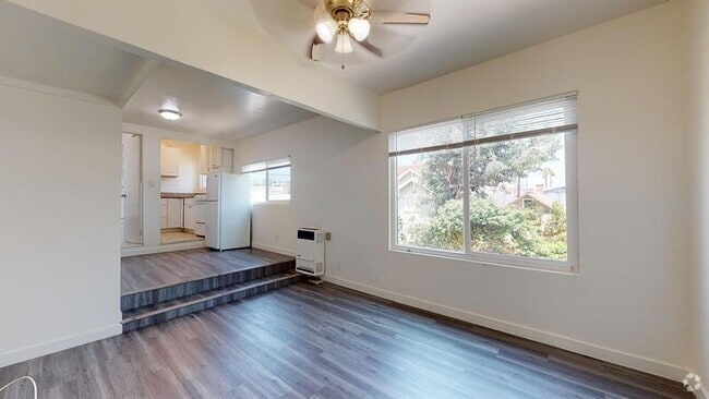 Building Photo - 14 Wavecrest Ave Rental