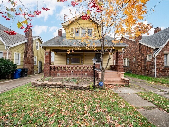 Photo - 3948 E 154th St House