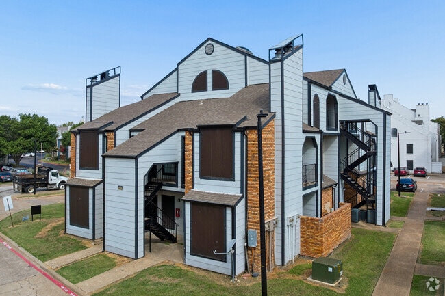 Vista Isle Apartments