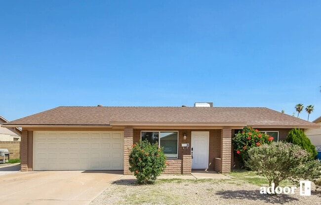 Building Photo - 4112 W Gardenia Dr Rental