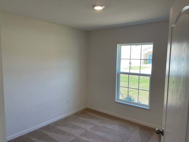 Photo - 75 Raleigh Dr