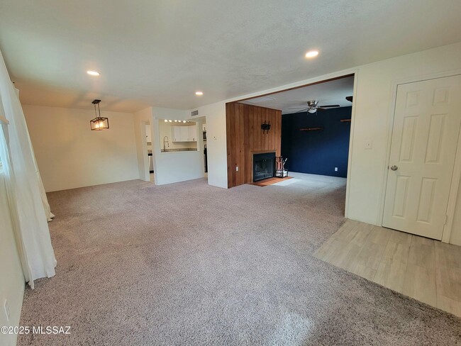 Photo - 5352 E Waverly St