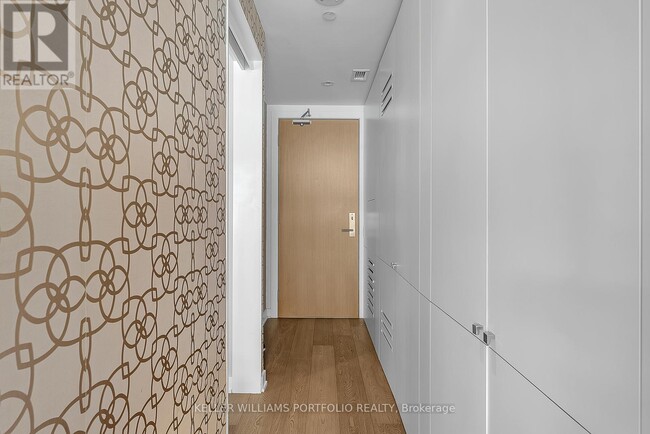 Photo - 629 King St W Unit 622
