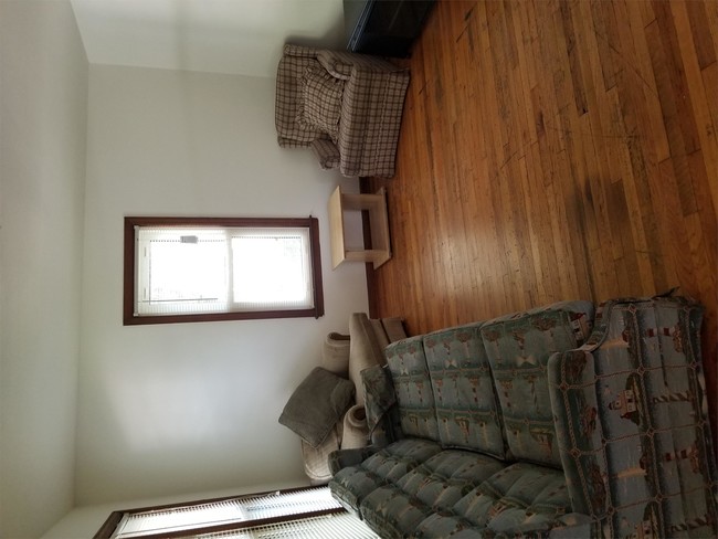 Photo - 302 W Stanage Ave House