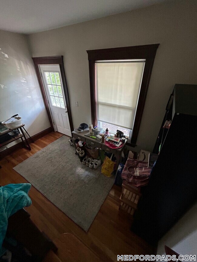 21 Berwick Rd
