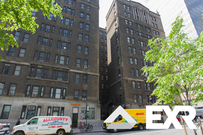 Building Photo - 140 E 46th St Unit 05D Rental