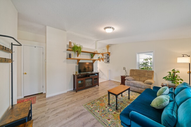 Photo - 109 Meghans Way Unit ID1292394P