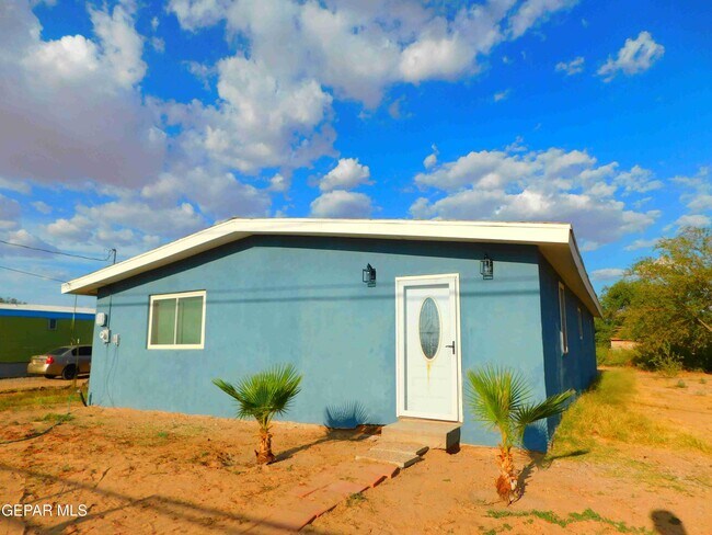 712 Ascencion St
