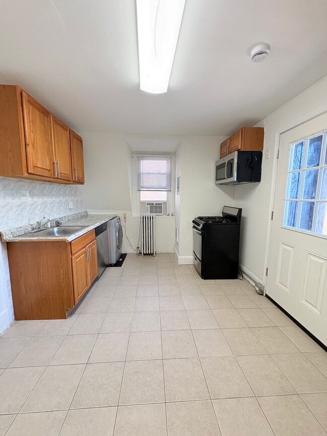 Photo - 300 E University Pkwy Unit 3