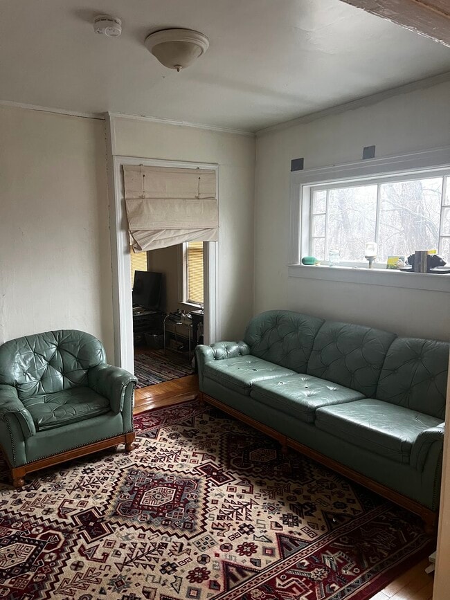 Photo - 28 Brook St Unidad Apt 4