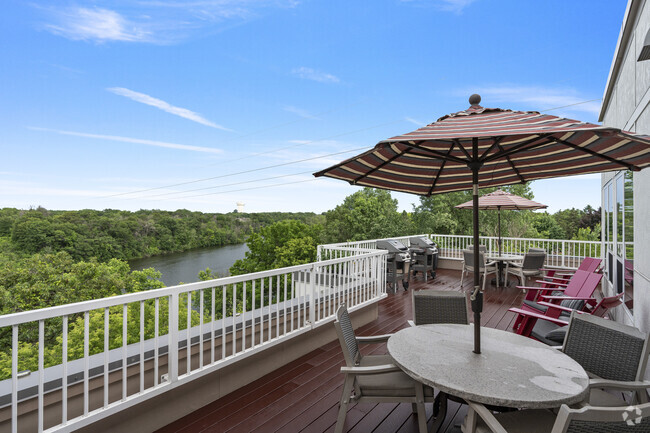 Interior Photo - The Heights of Mendota Rental