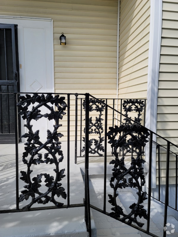 Building Photo - 2638 D'Abadie St Rental