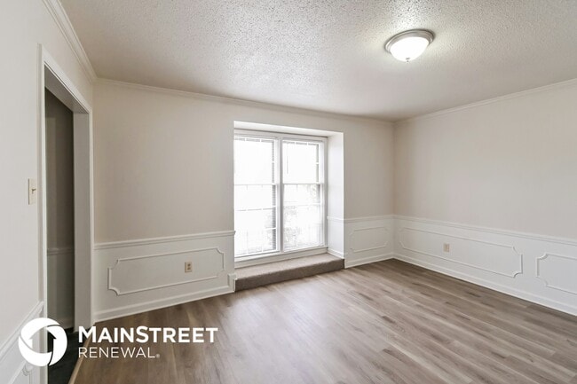 Photo - 4971 Craigmont Dr