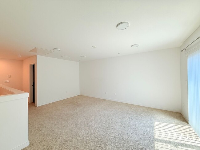 Photo - 15887 NE 14th Rd