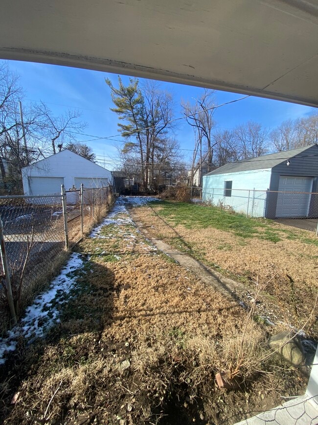 Photo - 2429 Bretton Pl