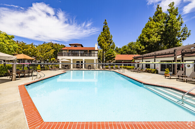 Building Photo - Ardenwood Forest Rental Condos