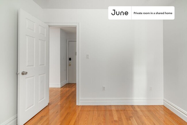 Room in Shared 2 bed/1 bath home in East Village
