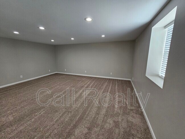 Photo - 12324 E Broadway Ave Unit 2