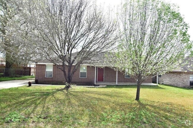 Building Photo - 12745 Lake Conroe Hills Dr Rental