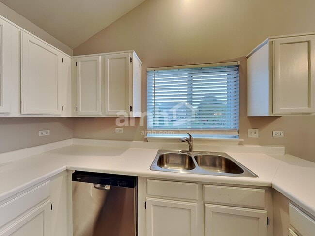 Photo - 495 W Camden Ln