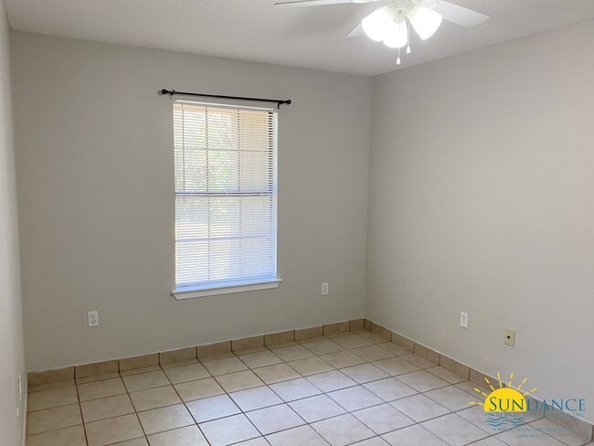 Photo - Nice 2 Bedroom Duplex in Navarre!