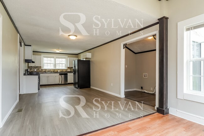 Photo - Cute, cozy and comfortable