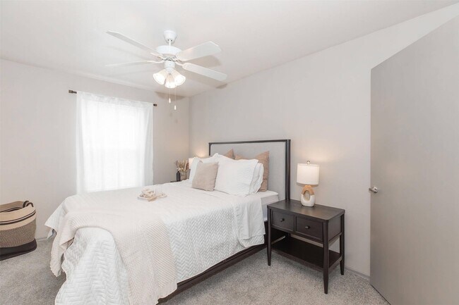 Photo - 1088 Park Plaza Dr Unidad A