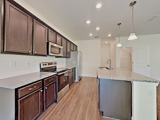 Photo - 8619 Highfield Ave