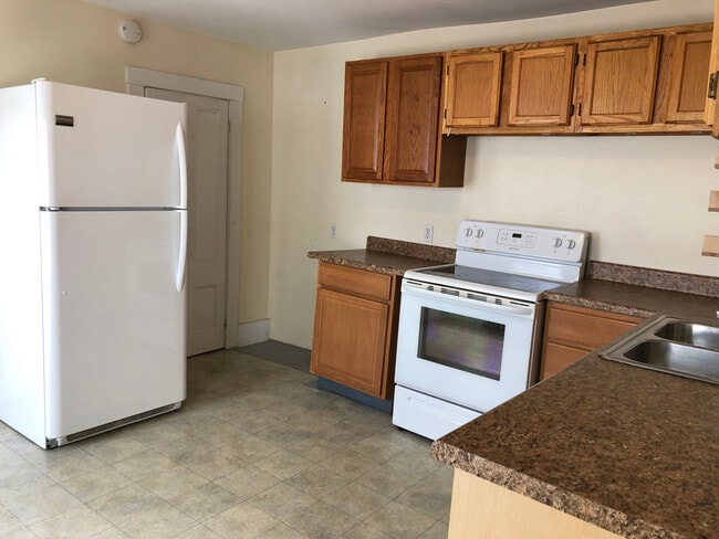 Photo - 282 Brackett Street Apartments Unit 1