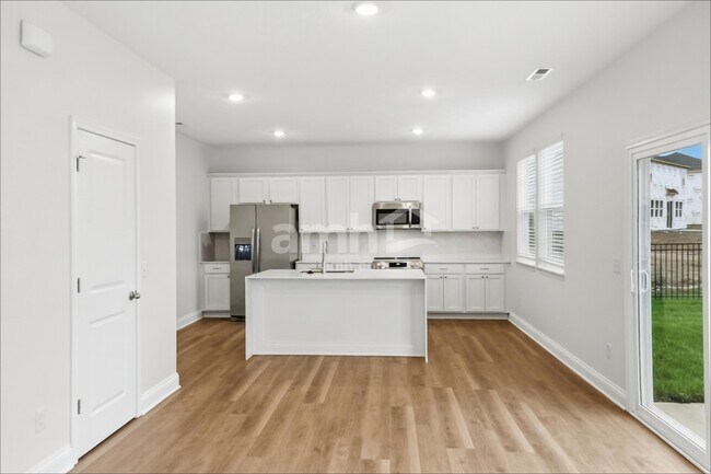 104 Marie Cir SW
