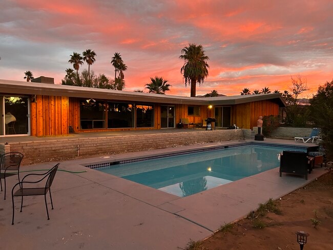 New Cedar Wood Exterior all around. - 255 Montezuma Rd Casa