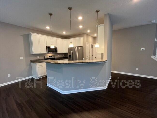 Photo - 5649 Brownstone Dr