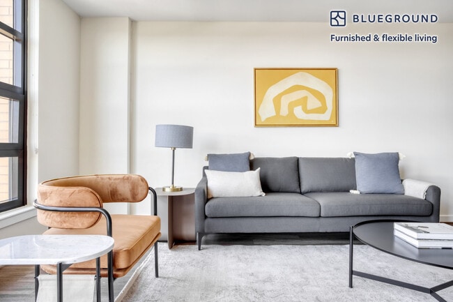 Photo - 3444 Fairfax Dr Unidad FL12-ID497