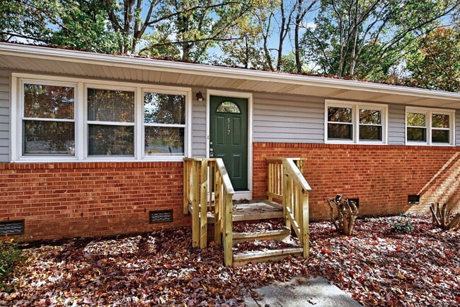 Photo - 517 Cooper Rd