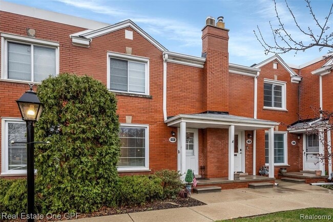 Photo - 699 St Clair Ave Unit 12