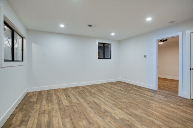 Photo - 1922 Herman St Unit A