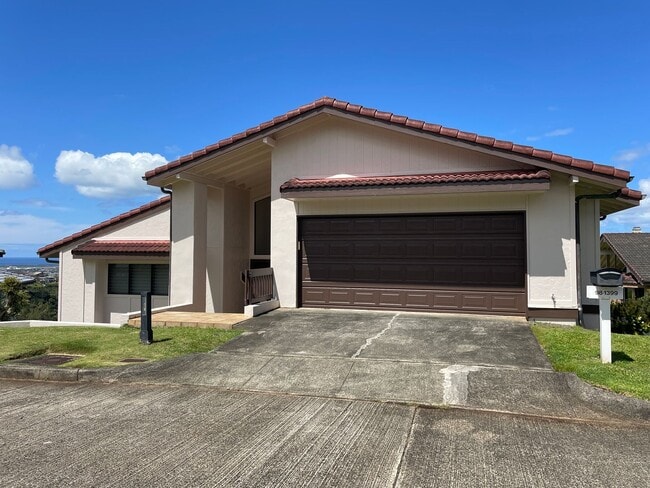 Photo - 98-1399 Onikiniki Way, #24