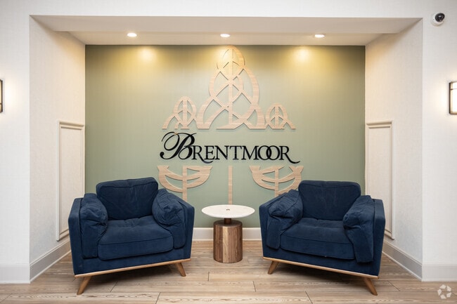 Brentmoor at Penn Center