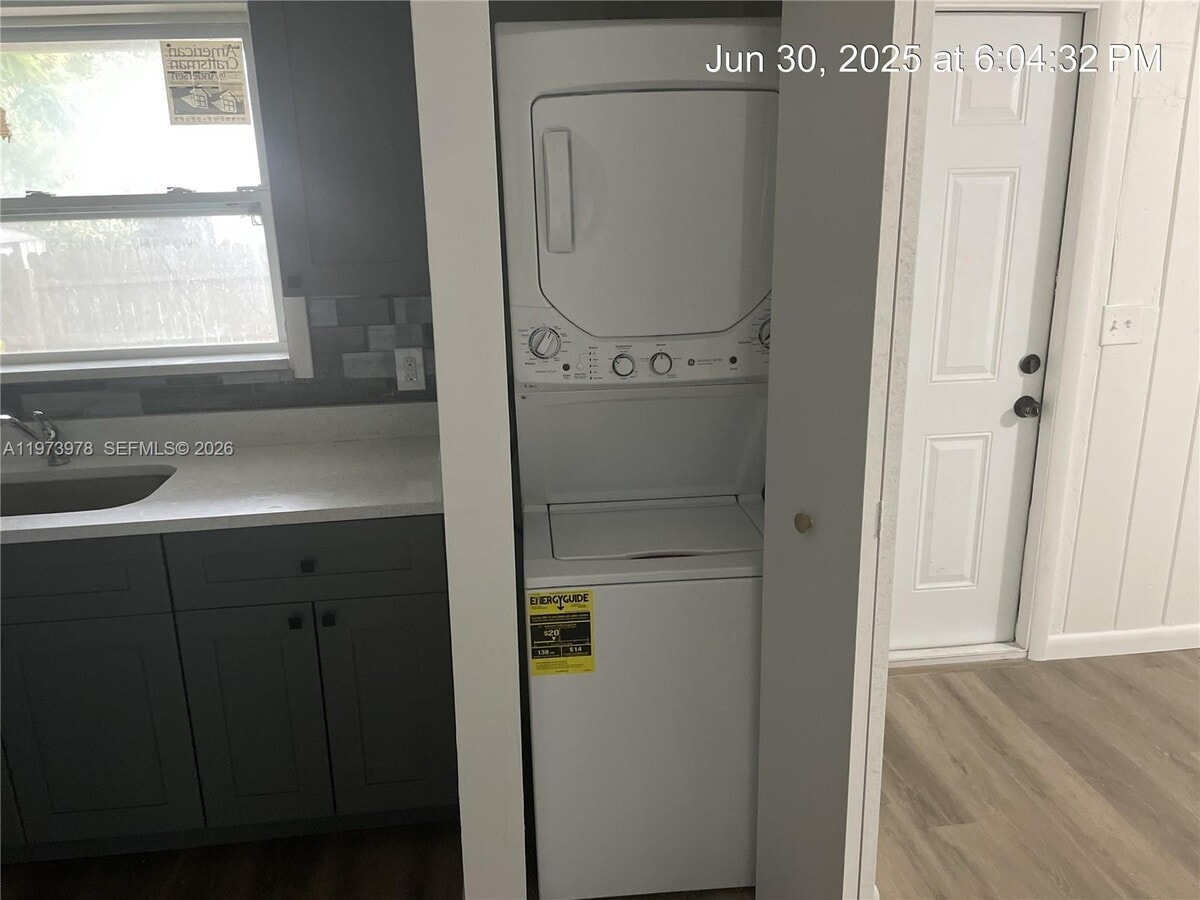 Photo - 4000 Greenwood Ave Unit 2