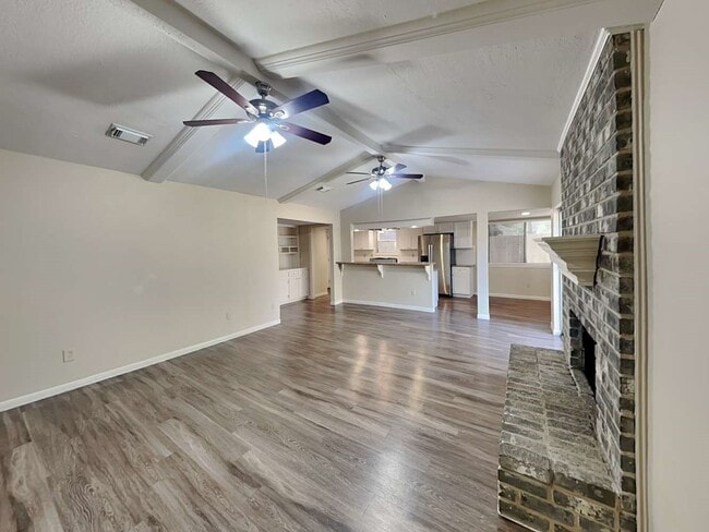 Photo - 2239 Middle Creek Dr