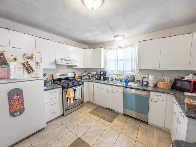 Photo - 28 Fisk Ave Unit 1